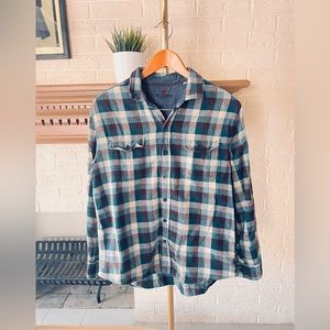 Classic Woolrich Button-Down